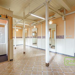 Prodej obchodu 120 m² Karlovy Vary Rybáře, Rohová