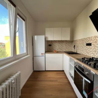Pronájem bytu 2+1 57 m² Praha