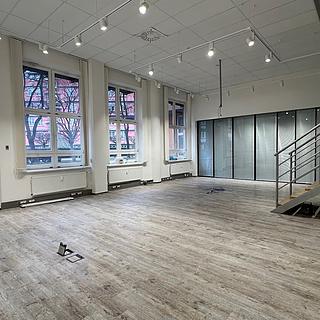 Pronájem kanceláře 215 m² Praha, Na okraji