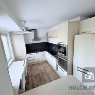 Pronájem bytu 3+kk 83 m² Ostrava Mariánské Hory, Baarova