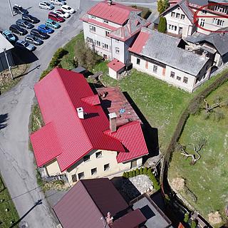 Prodej rodinného domu 300 m² Držkov