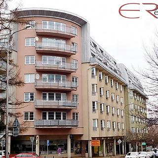 Prodej bytu 1+kk, garsoniery 32 m&sup2; Liberec