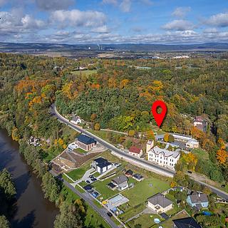 Prodej stavební parcely 1 138 m² Loket, Nádražní