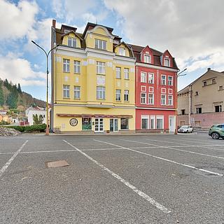 Prodej bytu 3+1 95 m&sup2; Kraslice