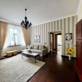 Prodej hotelu, penzionu 87 m² Náchod