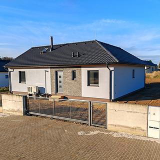 Prodej rodinného domu 119 m² Mcely