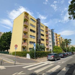 Prodej bytu 2+kk 47 m² Praha Holešovice, U městských domů