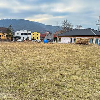 Prodej stavební parcely 1 364 m² Trmice Koštov