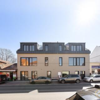 Pronájem ostatního komerčního prostoru 305 m² Praha, Mladoboleslavská