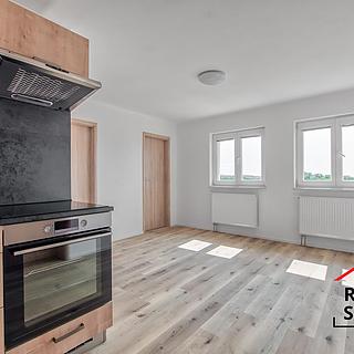 Pronájem bytu 2+kk 41 m² Děhylov, Výstavní