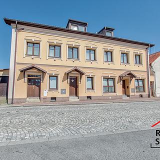 Pronájem bytu 3+kk 130 m² Paskov, Náměstí