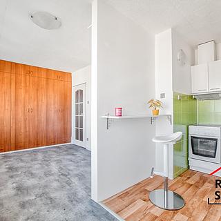 Pronájem bytu 1+kk a garsoniéry 24 m² Frýdek-Místek, Janáčkova