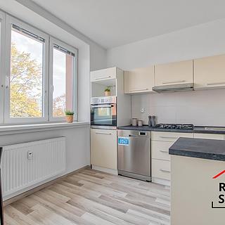 Pronájem bytu 2+1 69 m² Karviná Nové Město, tř. Osvobození