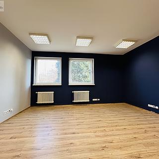 Pronájem kanceláře 1 053 m² Český Těšín, Nová Tovární