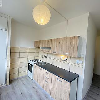 Pronájem bytu 2+1 56 m² Ostrava Zábřeh, Výškovická