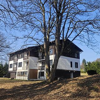 Prodej rodinného domu 635 m&sup2; Janov nad Nisou