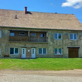 Prodej rodinného domu 200 m² Mšené-lázně Vrbice, Mír. náměstí