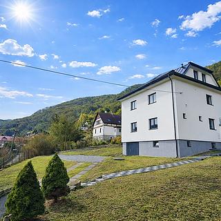 Prodej rodinného domu 272 m&sup2; Ústí nad Labem
