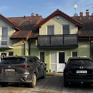 Prodej rodinného domu 118 m&sup2; Veltrusy