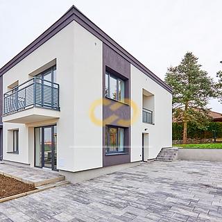 Prodej rodinného domu 180 m² Rudolfov, Na výhledu