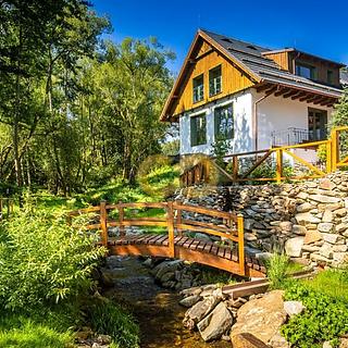 Prodej bytu 3+kk 69 m² Stachy