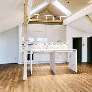 Pronájem bytu 2+kk 146 m² Písek Vnitřní Město, Alšovo nám.