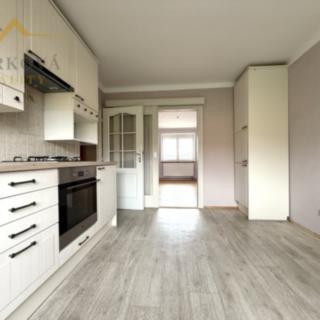 Pronájem bytu 2+1 55 m² Český Krumlov Nádražní Předměstí, Sídliště Vyšný