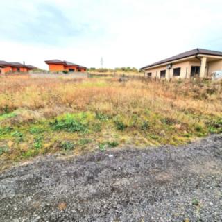 Prodej stavební parcely 755 m² Modlany