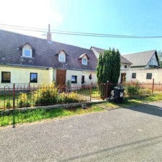 Prodej rodinného domu 312 m² Libouchec