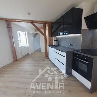 Prodej bytu 1+kk a garsoniéry 61 m² Jablonec nad Nisou, Anenské náměstí