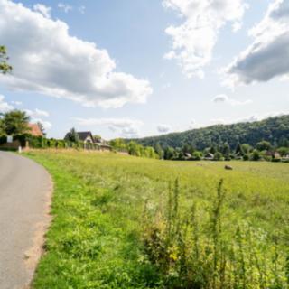 Prodej stavební parcely 1 222 m² Hlásná Třebaň