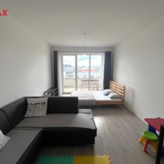 Pronájem bytu 1+kk a garsoniéry 36 m² Chýně, Premonstrátů