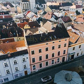 Prodej bytu 4+1 108 m&sup2; Jindřichův Hradec