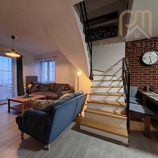 Prodej bytu 3+kk 76 m&sup2; Frymburk