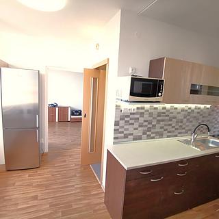 Pronájem bytu 3+1 76 m² Jihlava, Na Kopci