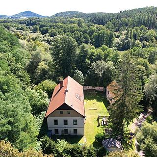 Prodej hotelu a penzionu 950 m² Dubá, Vrabcov