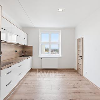 Prodej bytu 2+1 82 m&sup2; Cheb