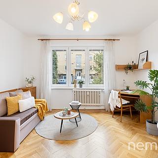 Prodej bytu 1+kk, garsoniery 28 m&sup2; Praha