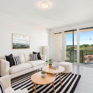 Prodej bytu 1+kk a garsoniéry 29 m² Strakonice I, Sídliště 1. máje