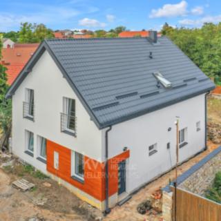 Prodej rodinného domu 214 m² Vykáň