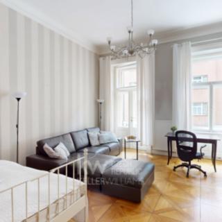 Pronájem bytu 2+1 90 m² Praha