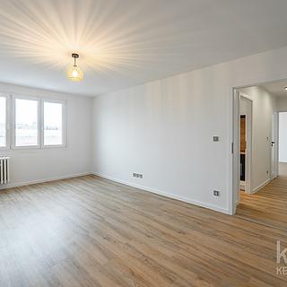 Prodej bytu 2+1 58 m² Plzeň, Železničářská