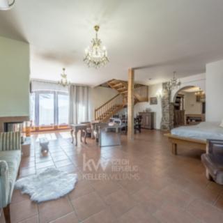 Prodej rodinného domu 252 m² Lety