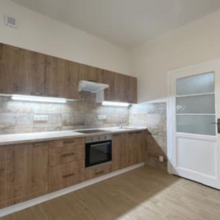 Pronájem bytu 2+1 80 m² Tábor
