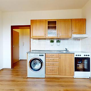 Prodej bytu 1+1 32 m² Sezimovo Ústí, Dukelská