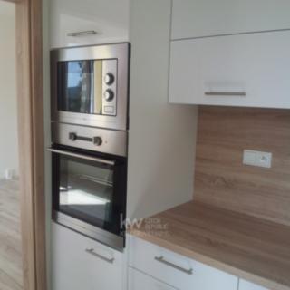Pronájem bytu 3+1 69 m² Tábor, Sofijská