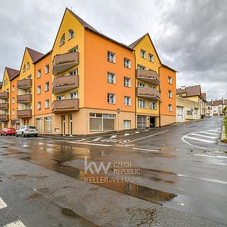 Prodej bytu 3+1 103 m² Cheb, Na Hradčanech