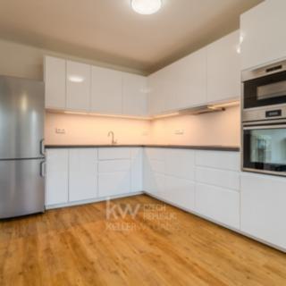 Pronájem bytu 2+1 76 m² Praha