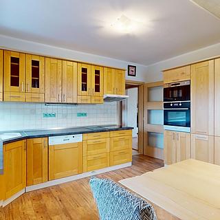 Pronájem bytu 4+1 130 m&sup2; Tábor