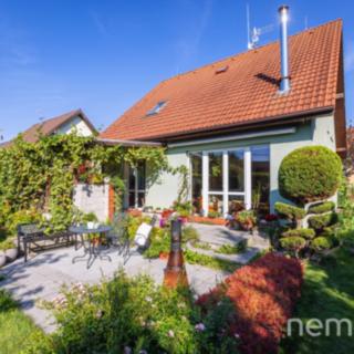 Prodej rodinného domu 123 m² Zlonín
